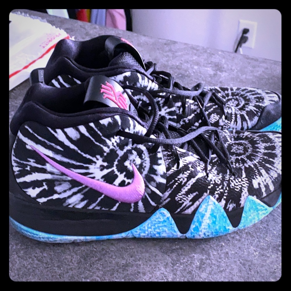 Kyrie 4 “all star”